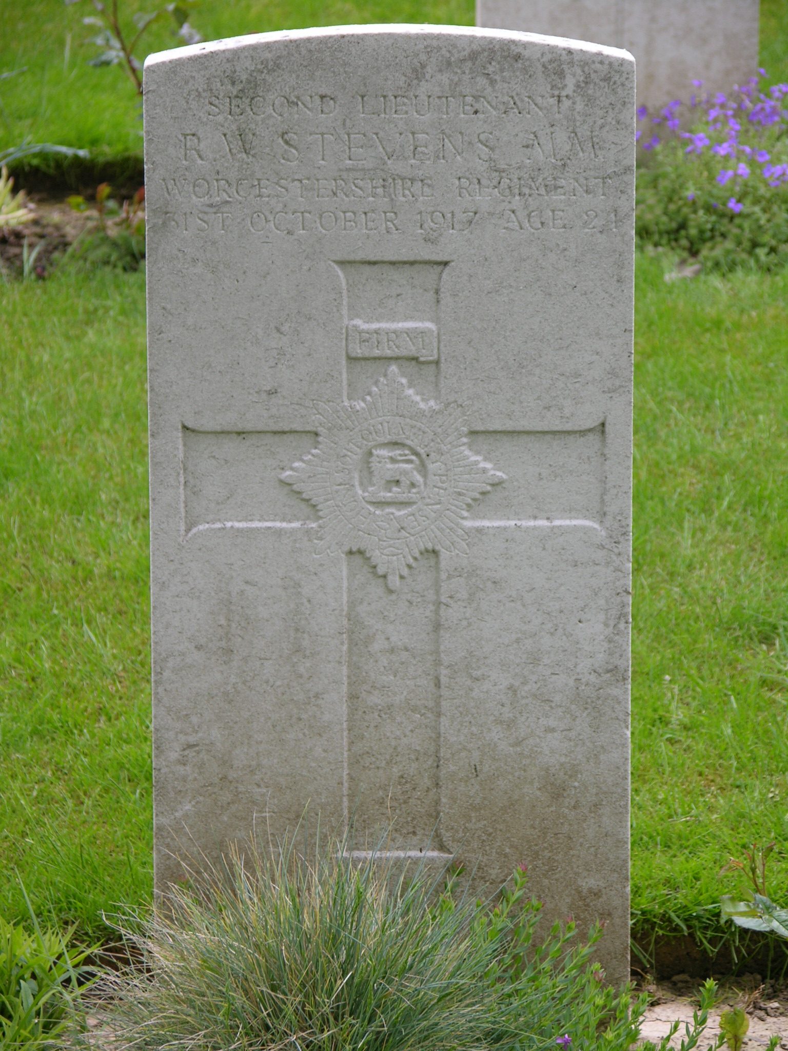 Stevens RW gravestone Barry Burnham